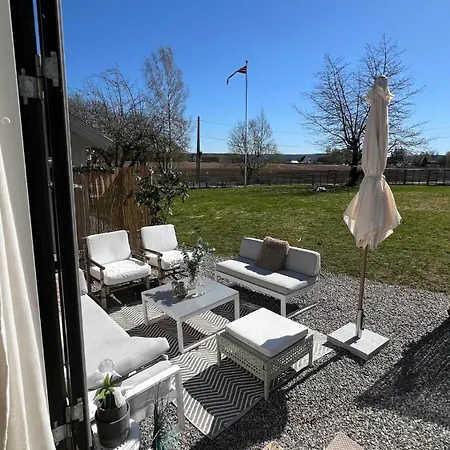 Unique Tiny House With Hot Tub Just 30 Minutes From Oslo