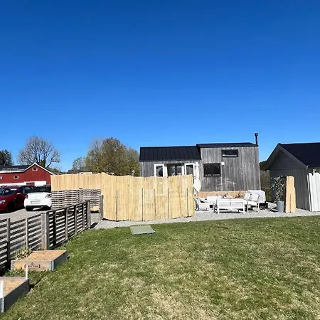 Unique Tiny House With Hot Tub Just 30 Minutes From Oslo