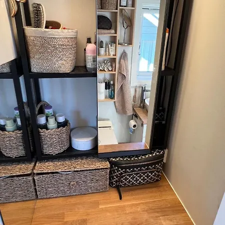 Unique Tiny House With Hot Tub Just 30 Minutes From Oslo בית נופש *