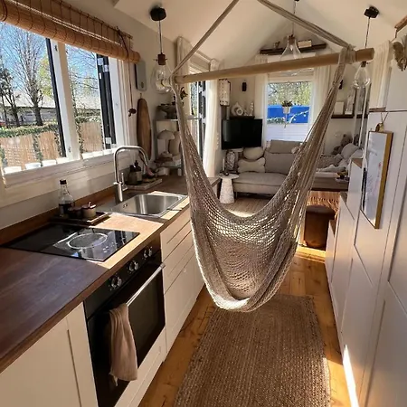 בית נופש Unique Tiny House With Hot Tub Just 30 Minutes From Oslo Eidsvoll Verk