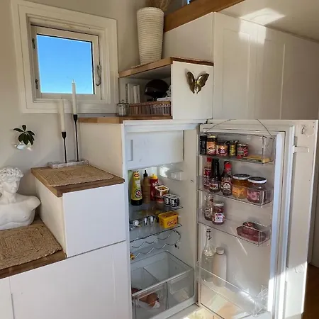 Unique Tiny House With Hot Tub Just 30 Minutes From Oslo